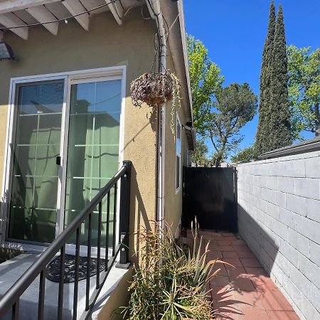 Sweet Tuscan Dreams-Private Entrance & Bathroom With Patio Los Angeles Exterior photo